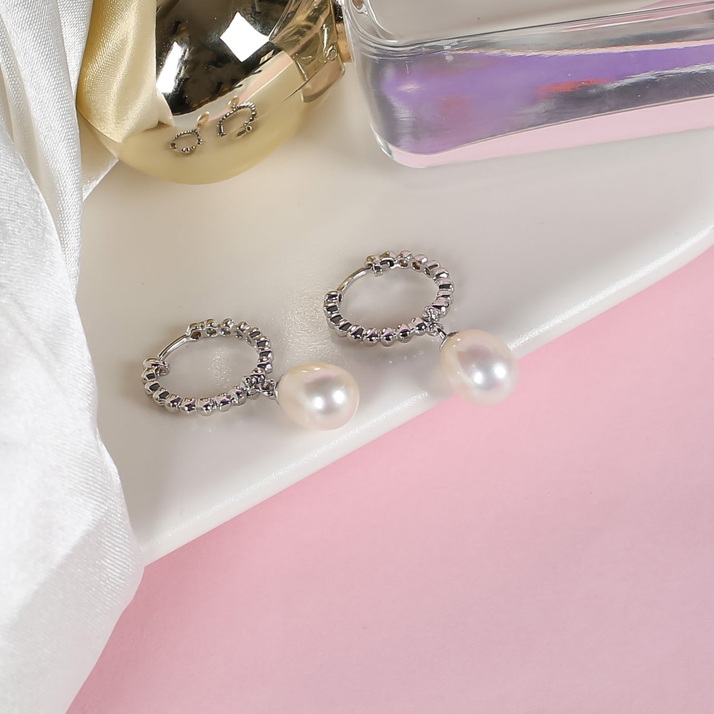 Boucles D'Oreilles Pendantes En Perles Blanches